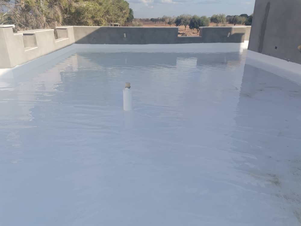 هل الأكريليك عازل للحرارة؟