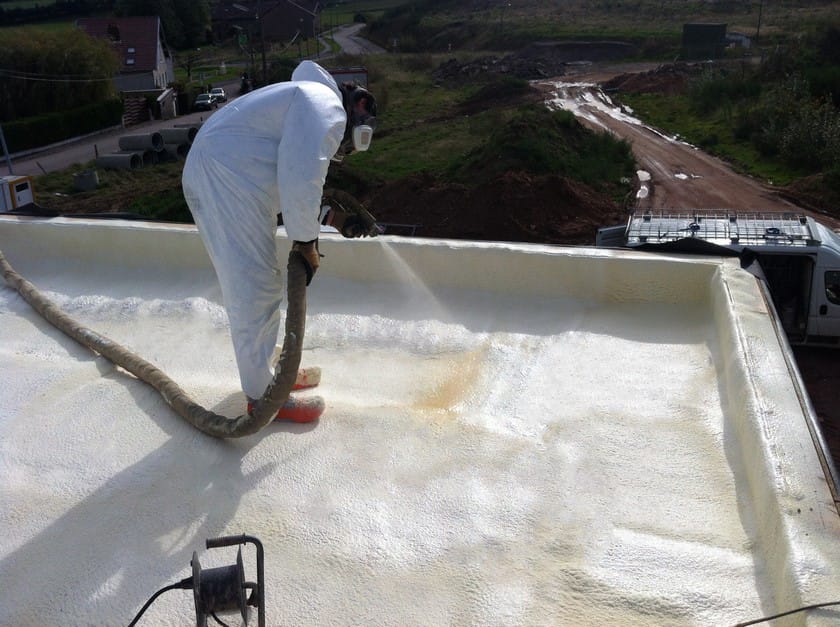 هل الأكريليك عازل للحرارة؟